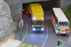 Treffen bei der Tunneleinfahrt